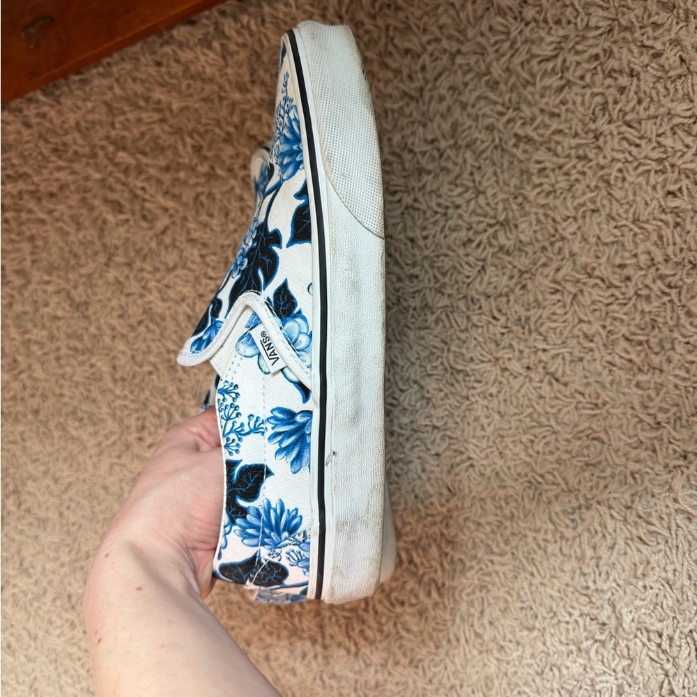 Floral slip ons - Picture 3 of 6